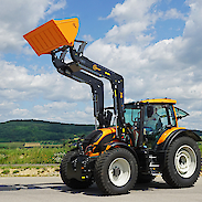 Valtra N135 Direct  XB BIONIC II 130, earth bucket 1800, coupling plate